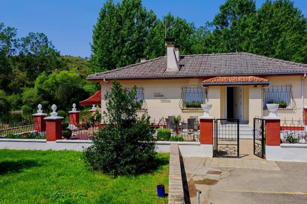 Вилла Casa La Riera Салинас-де-Писуэрга Экстерьер фото